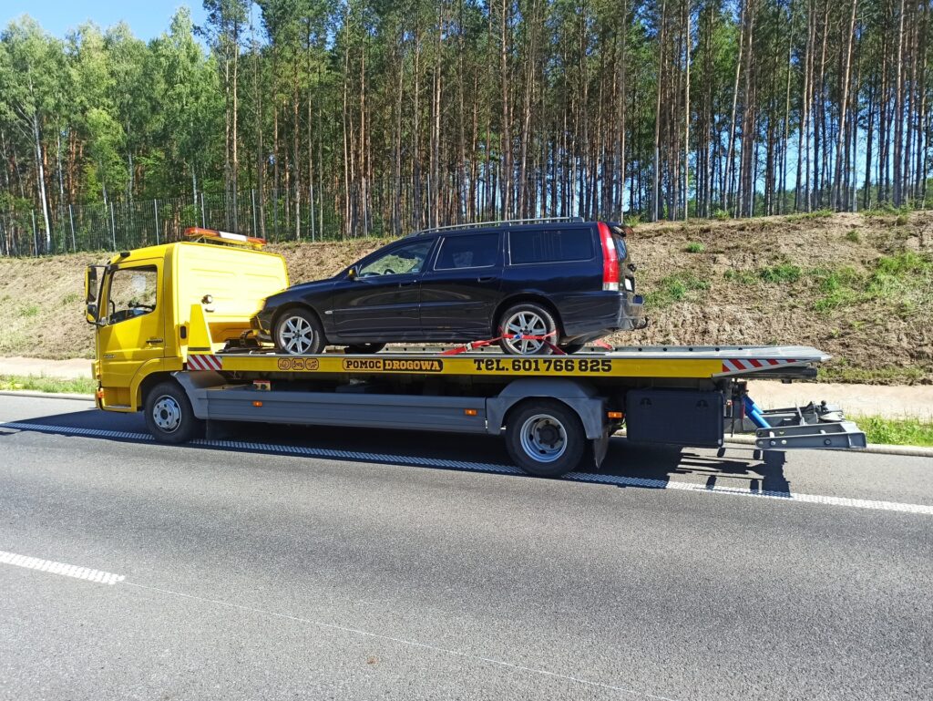 Auto Mil pomoc drogowa laweta Kluczbork 11